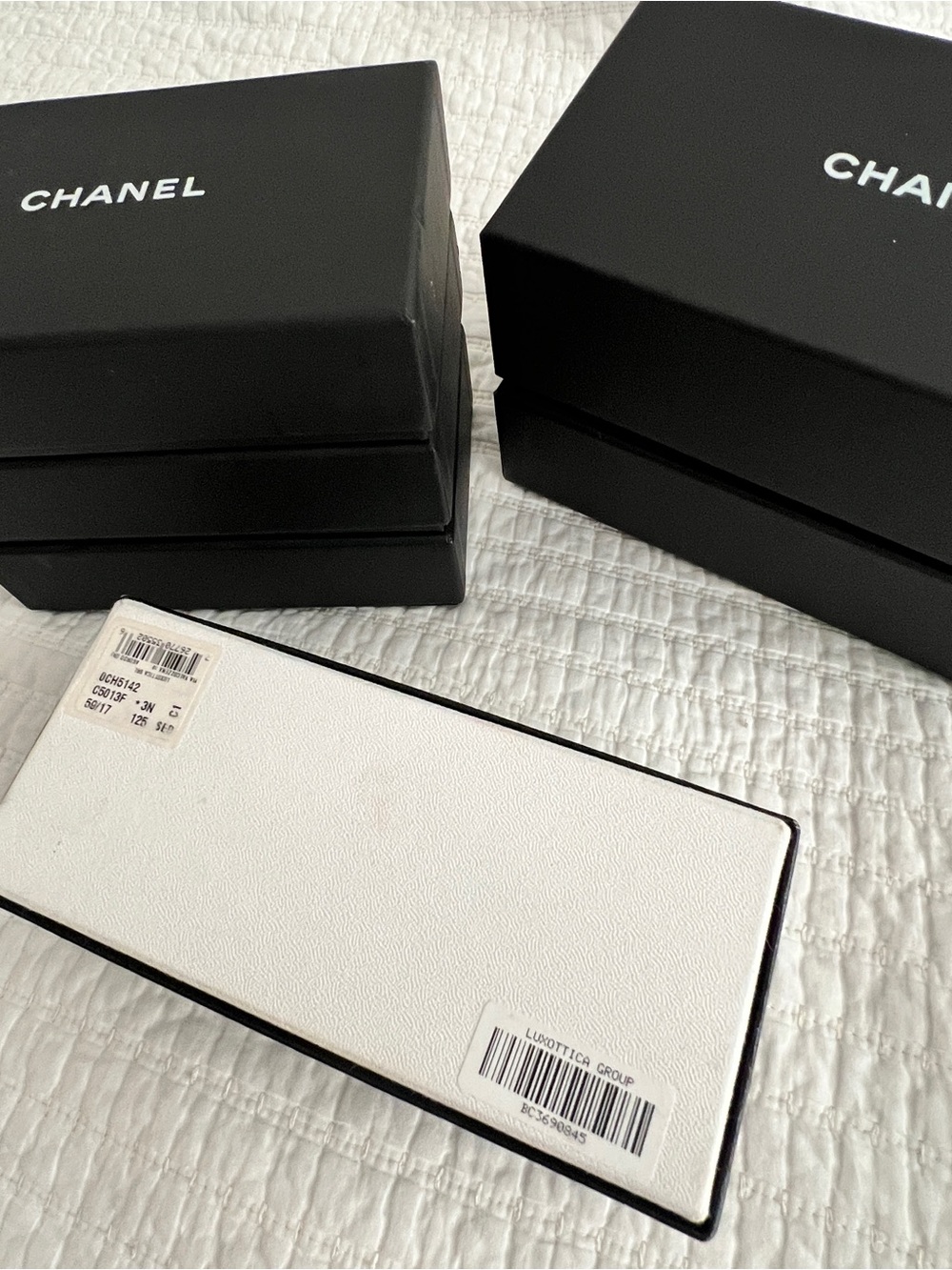 Assorted Chanel Boxes - Picture 3 of 3